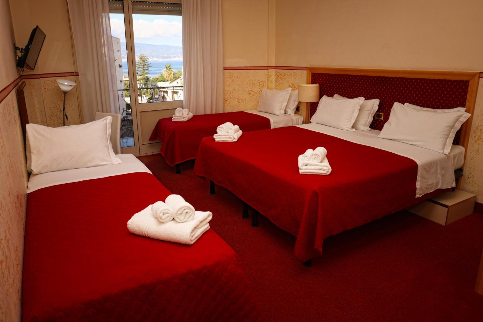 Hotel Palace Masoanri'S Reggio Calabria Exterior photo