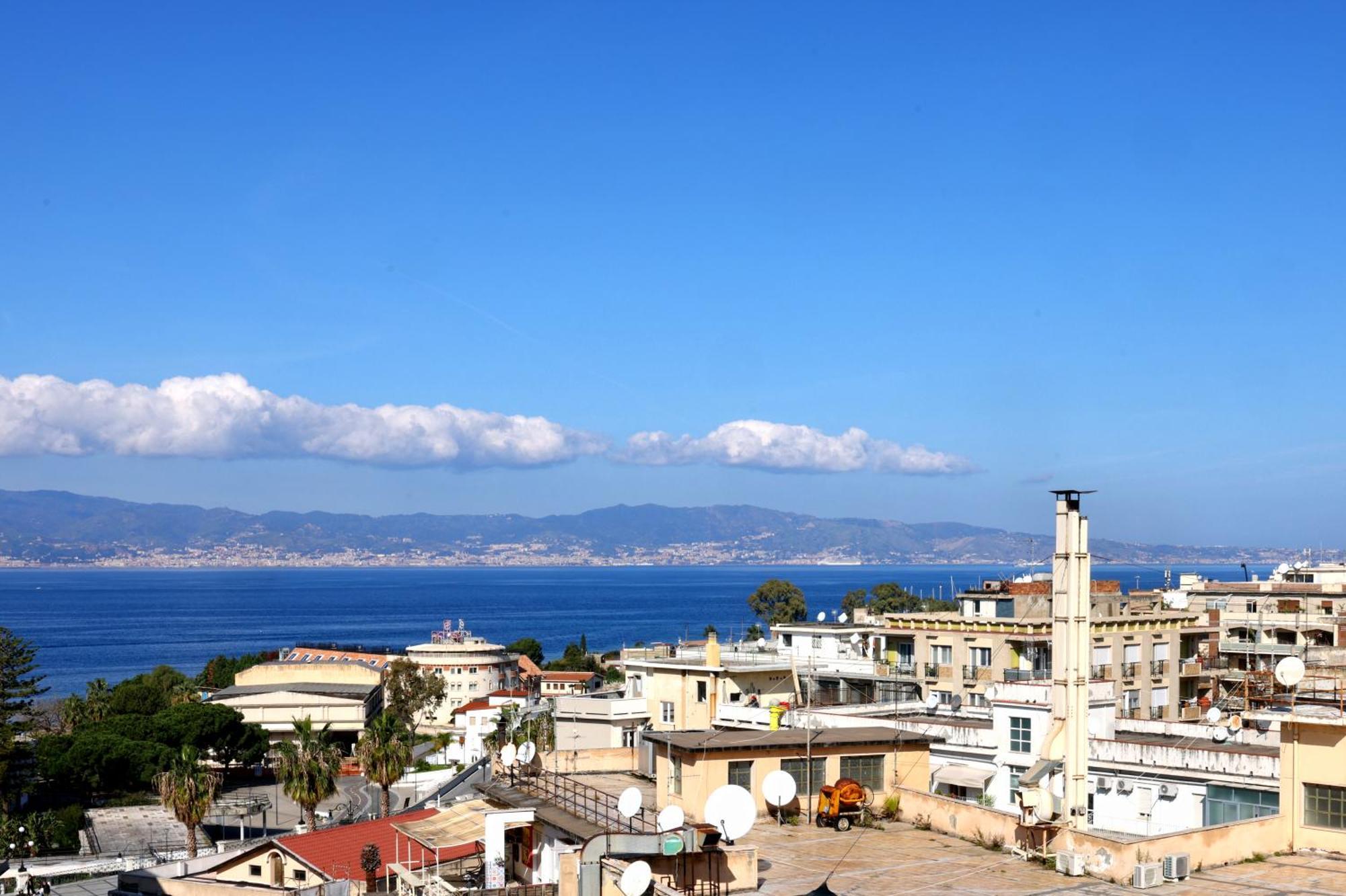 Hotel Palace Masoanri'S Reggio Calabria Exterior photo